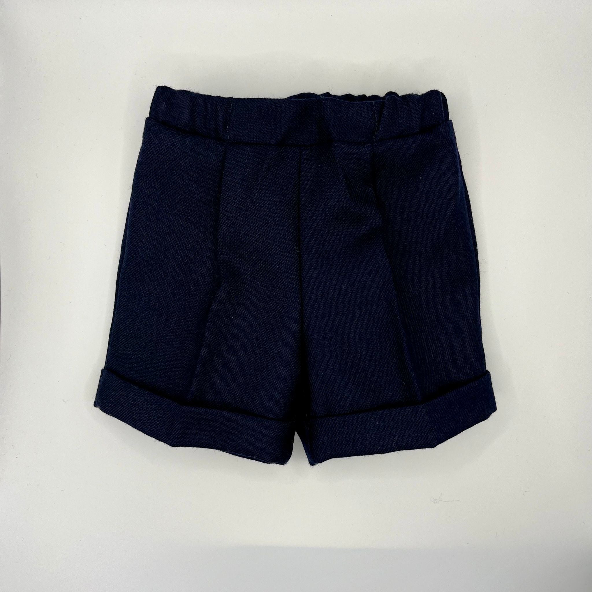 Dario – Marineblaue Shorts