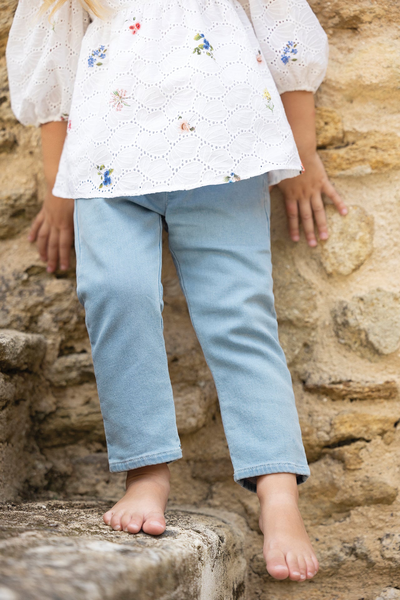 Blouse - White Embrodery Prinated Englishwoman White / 2Y