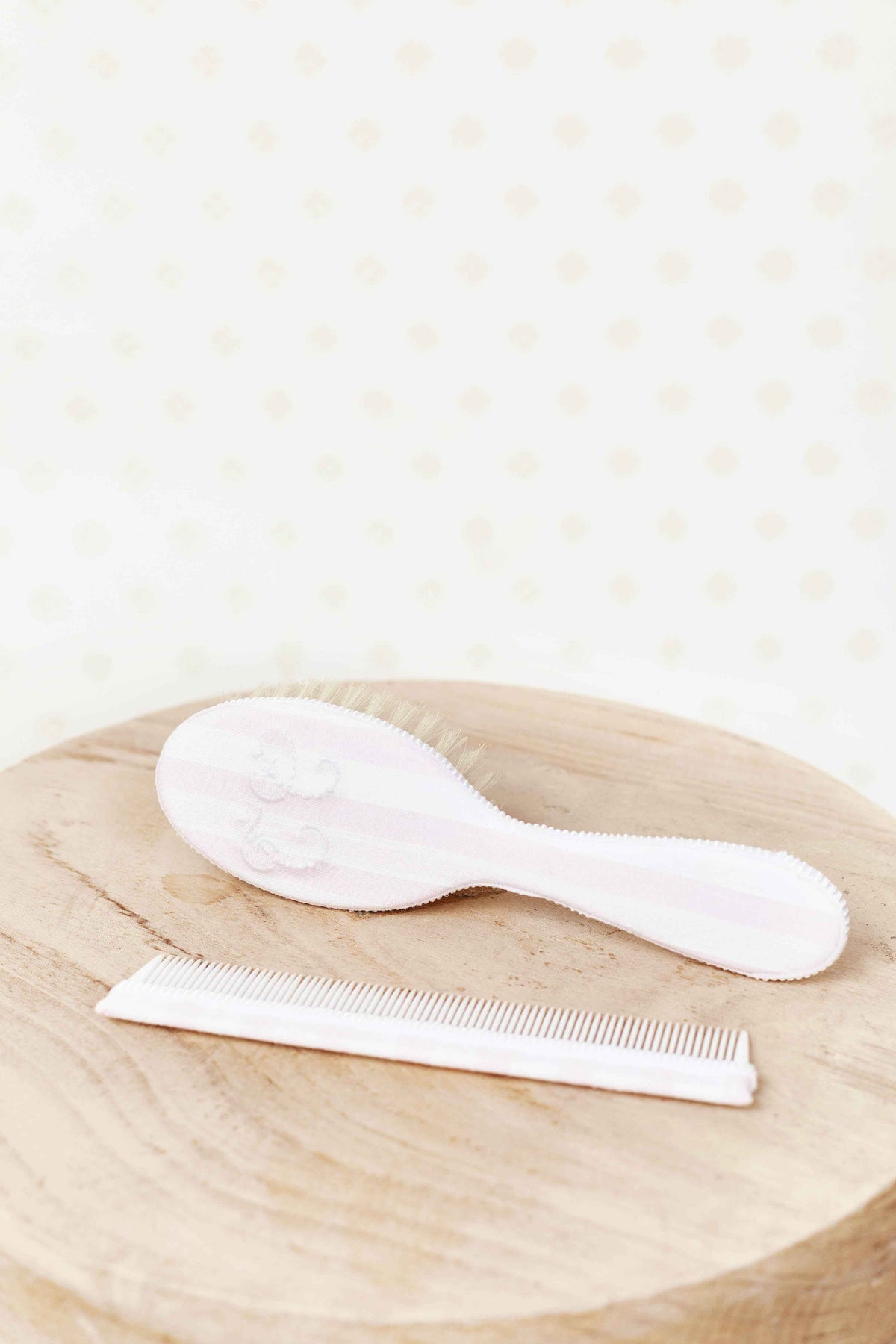 Pale Pink - Brush and comb set - Over The Moon