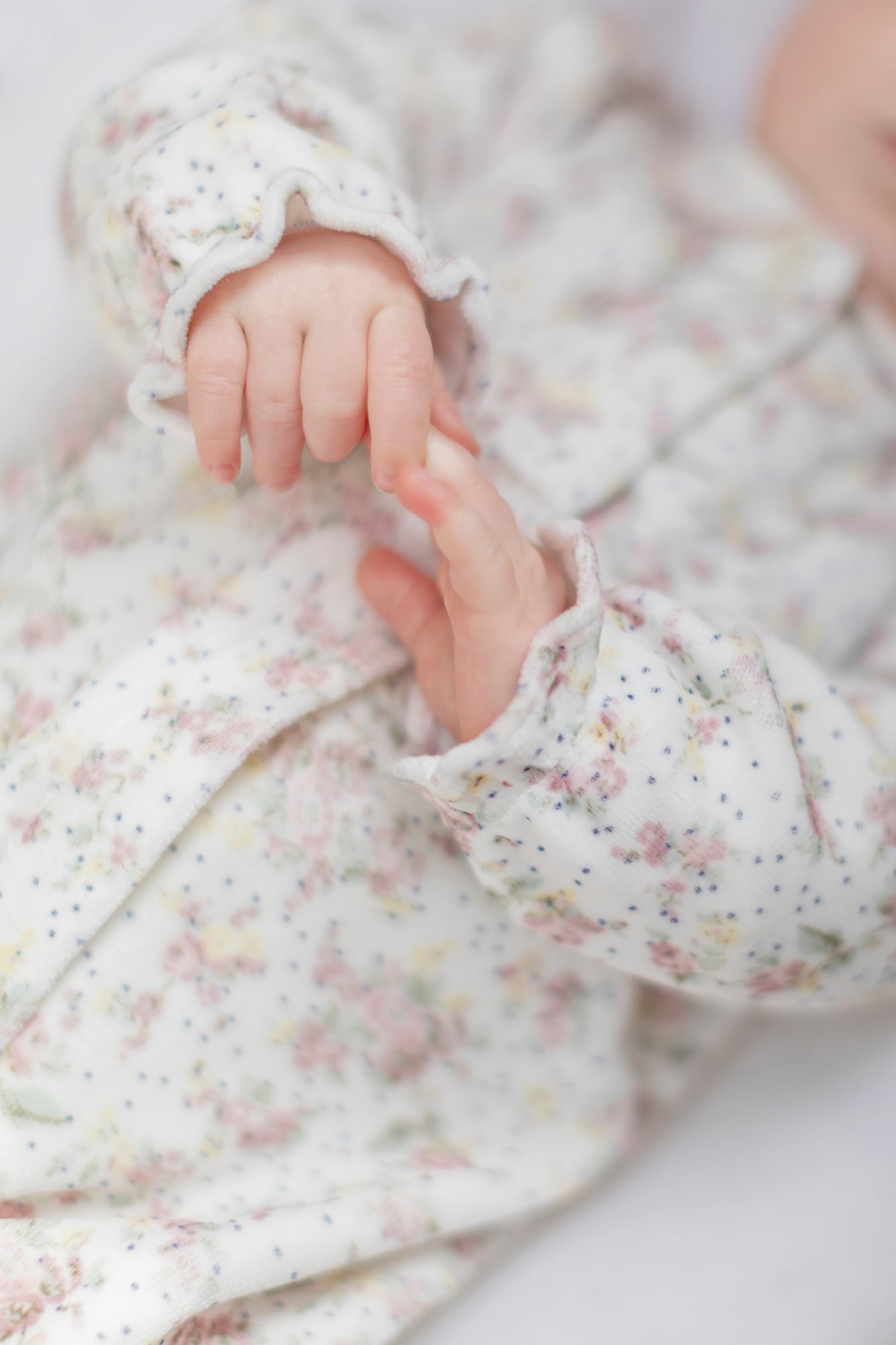 Pyjamas - Mother-of-pearl velour with floral print Pearl / 3M