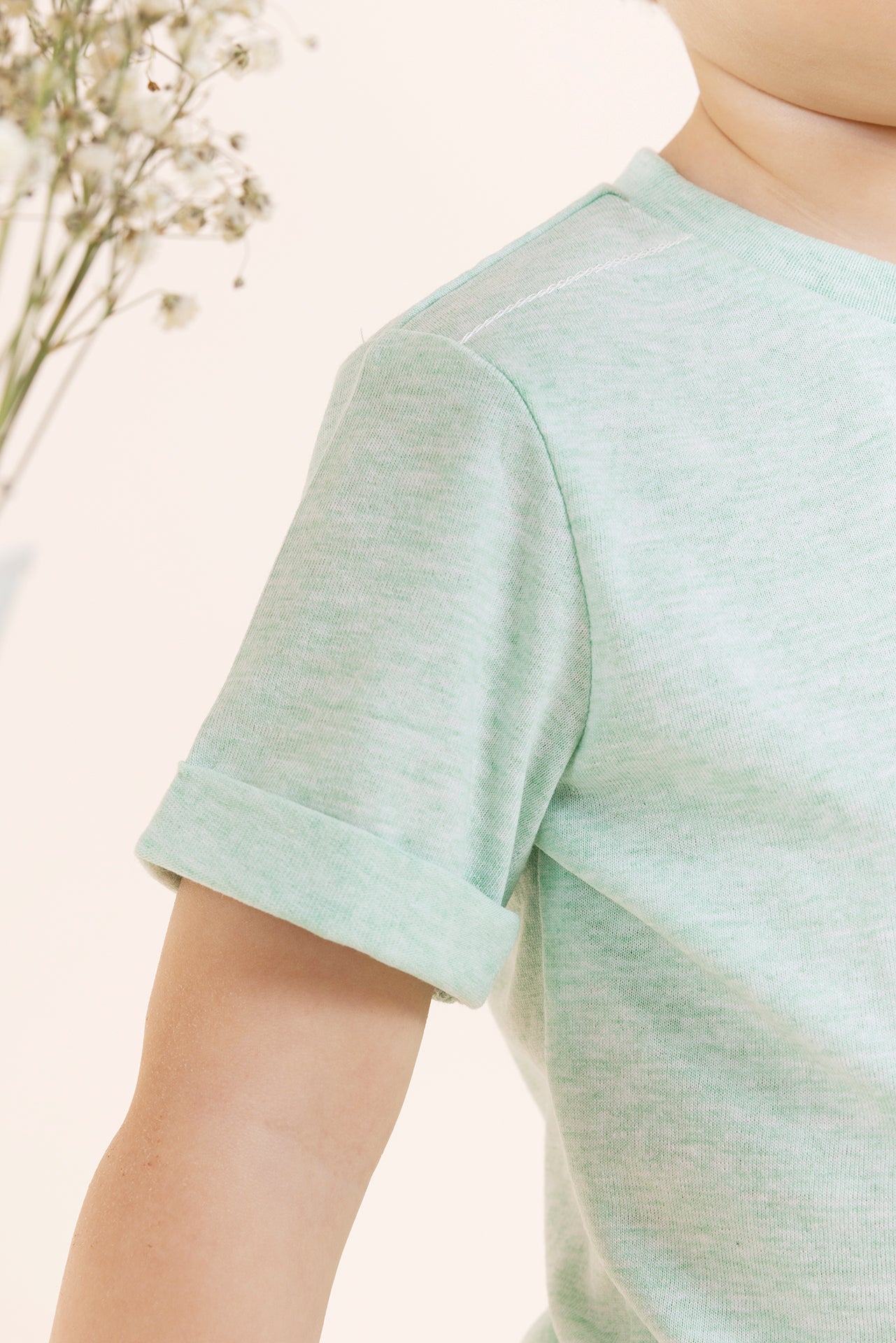 T-Shirt - Green Illustration Surfer Mint Green / 1Y