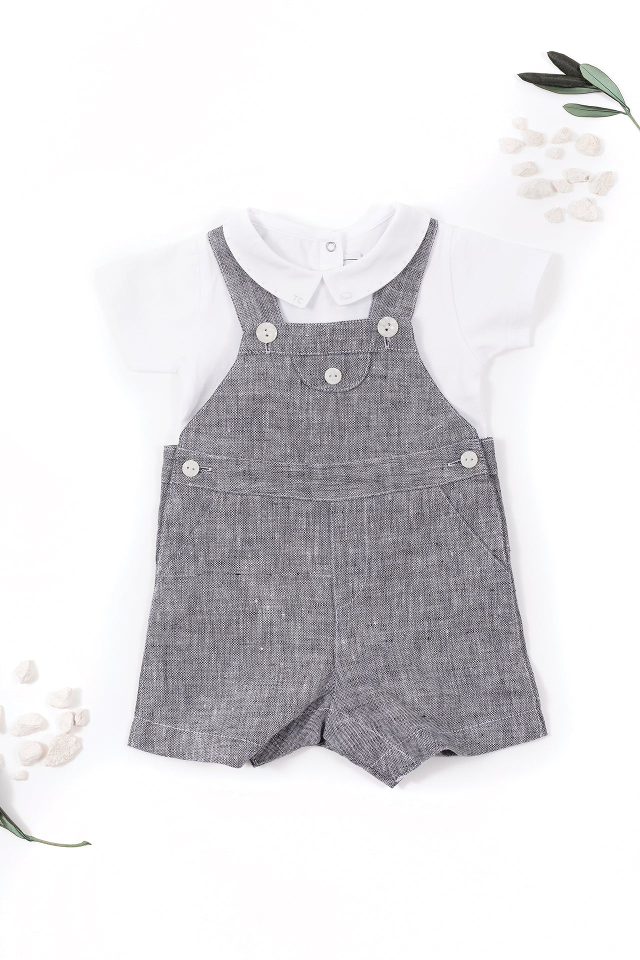 Body - White Pointed Collar White / 9M