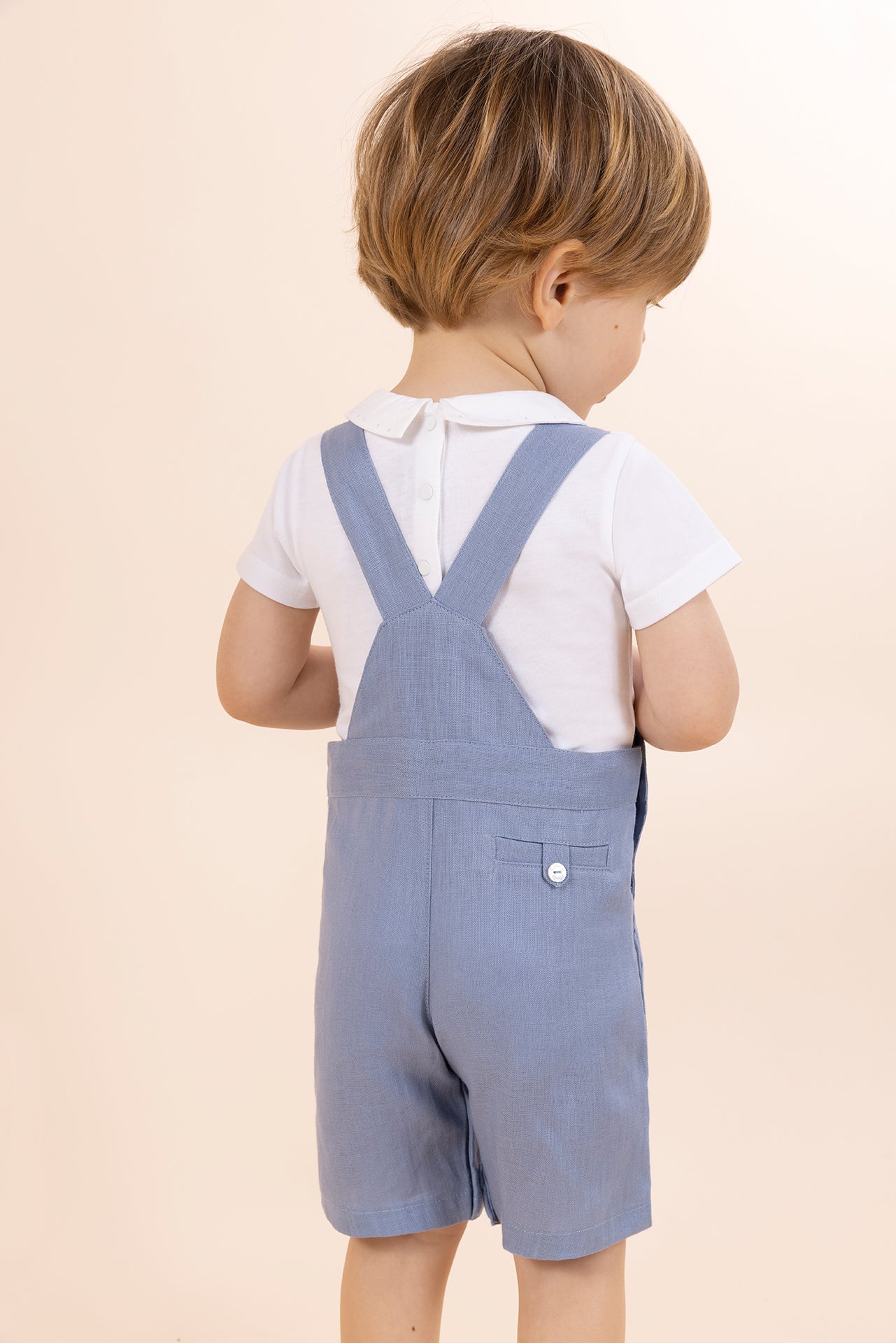 Body - White Pointed Collar White / 9M