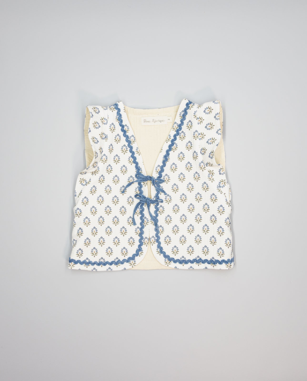 3-Piece Set - Textured Blue Floral