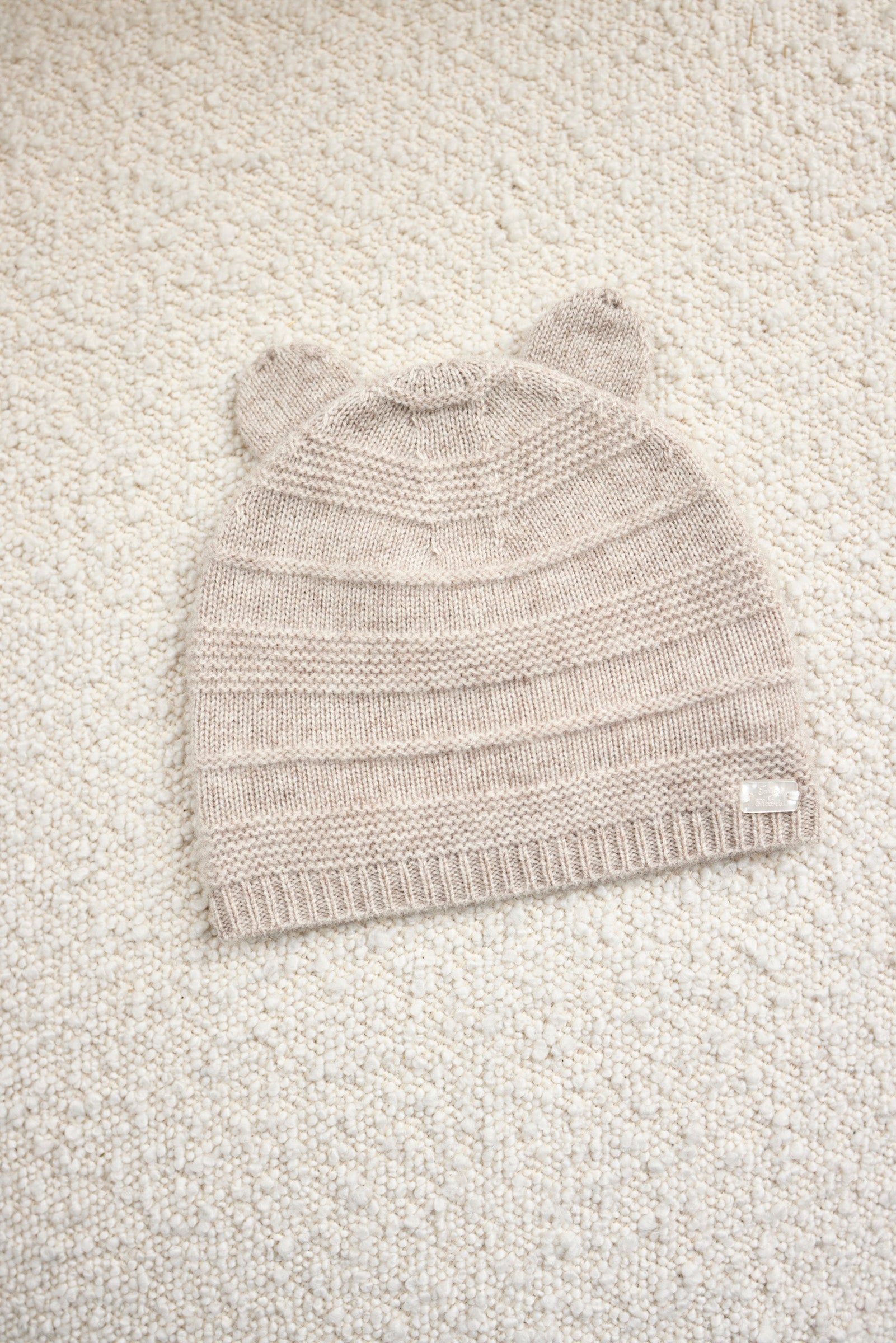 Baby-Mütze - Bärenohren aus Feinstrick