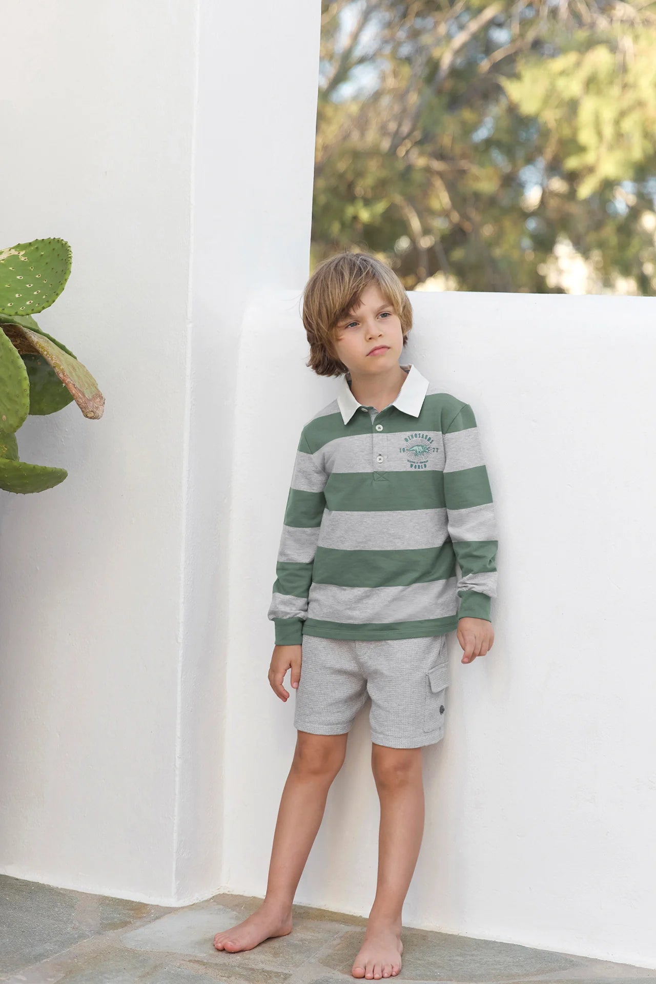Polo-Shirt – Khakifarbene Baumwollstreifen
