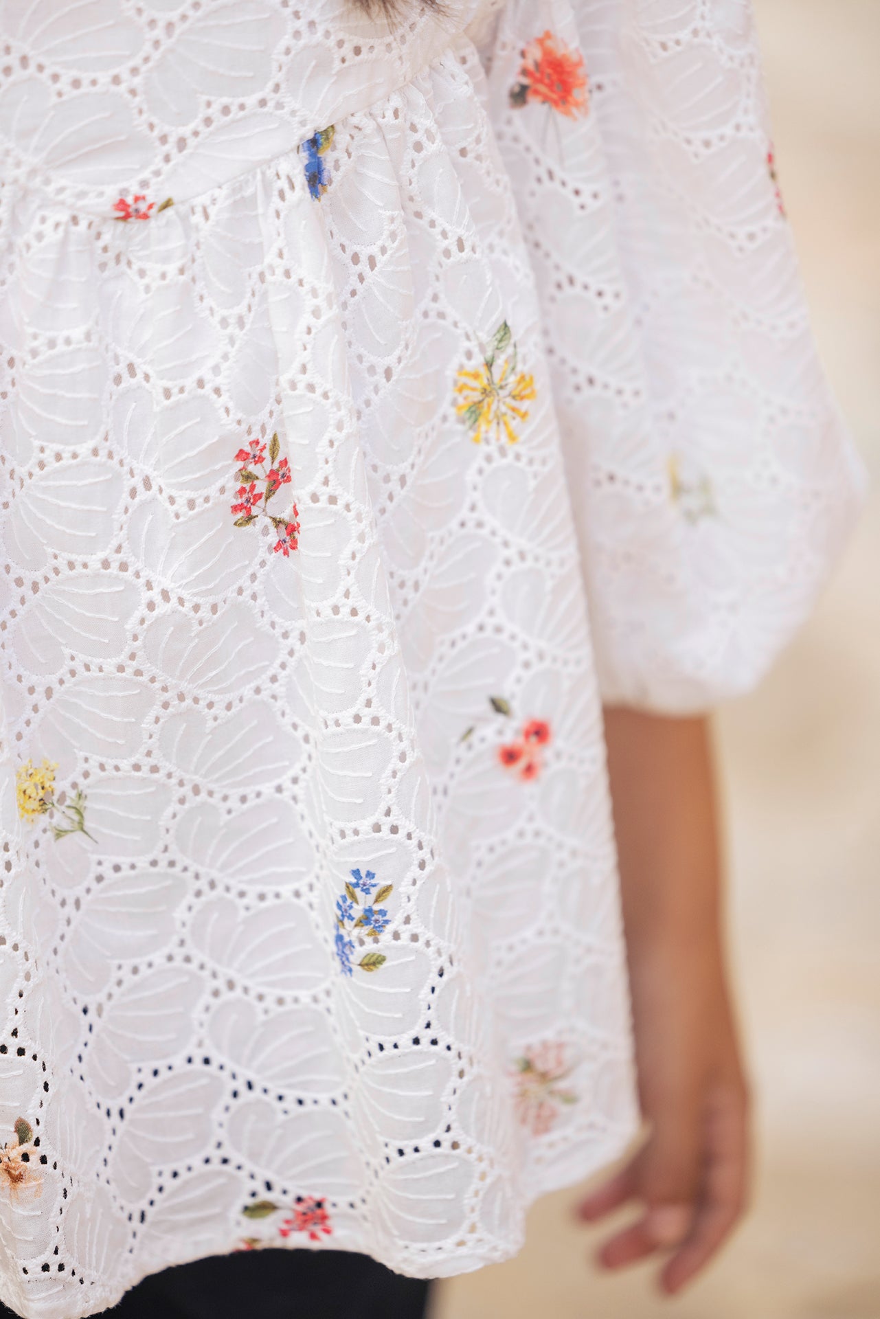 Blouse - White Flower Embroidery